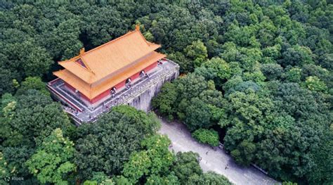 ming mausoleum nanjing.